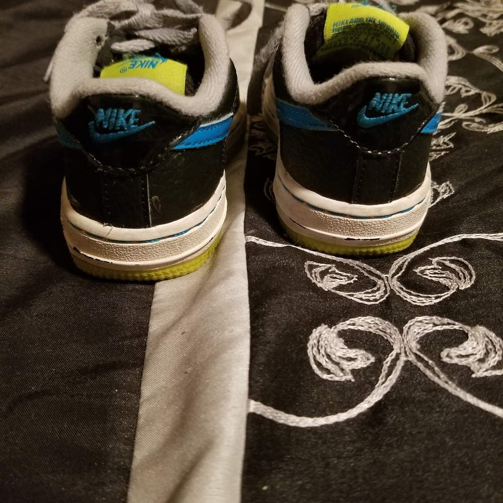 Nike toddler shoes